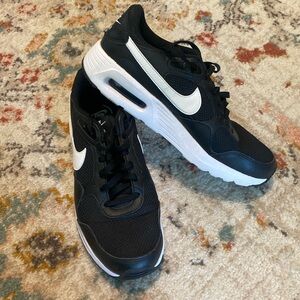 Nike Air tennis shoes